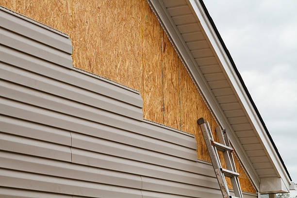 24/7 Emergency Siding Repair experts in Barberton, OH